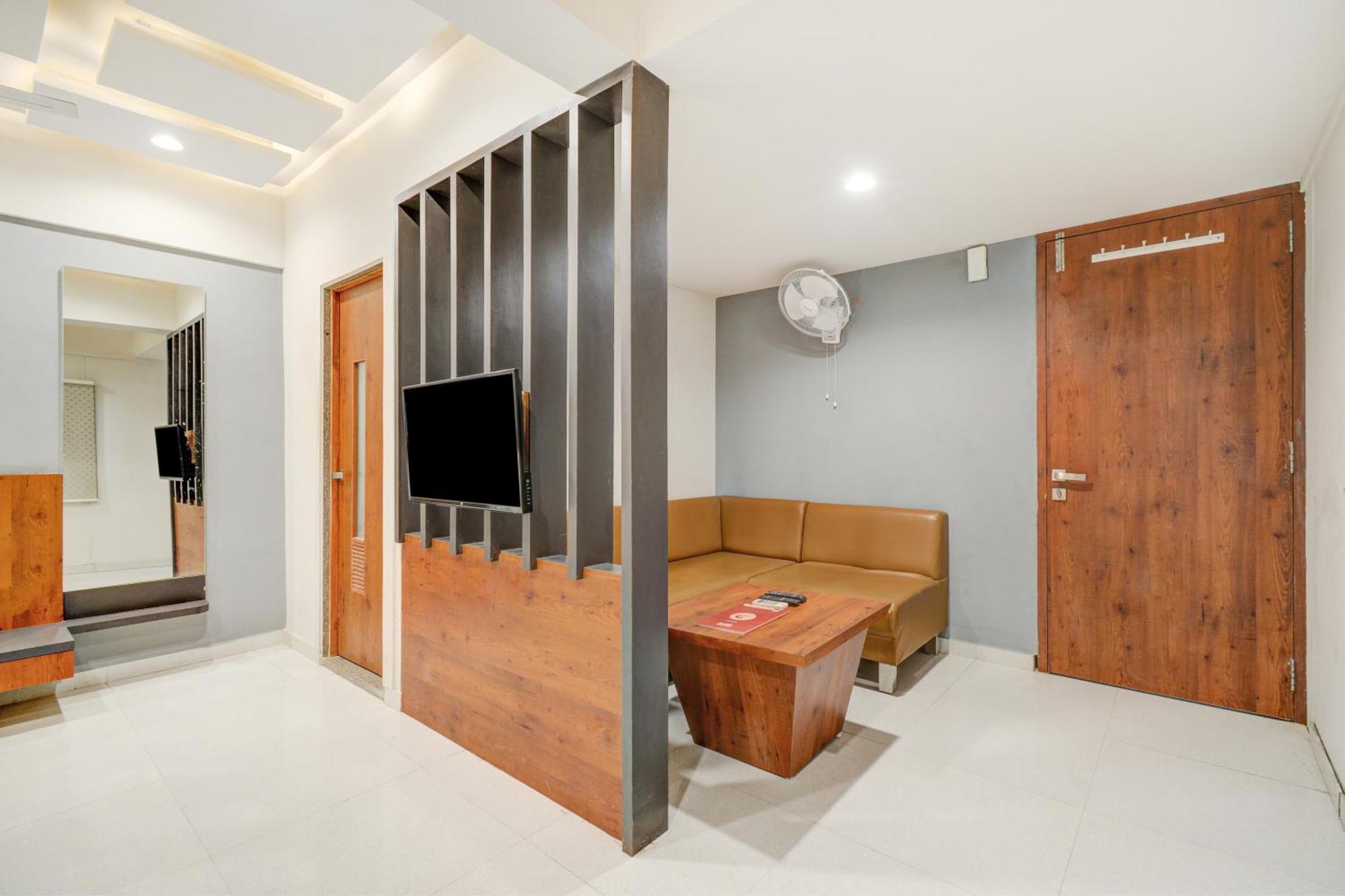 Hotel Desert Inn Tharad Kültér fotó